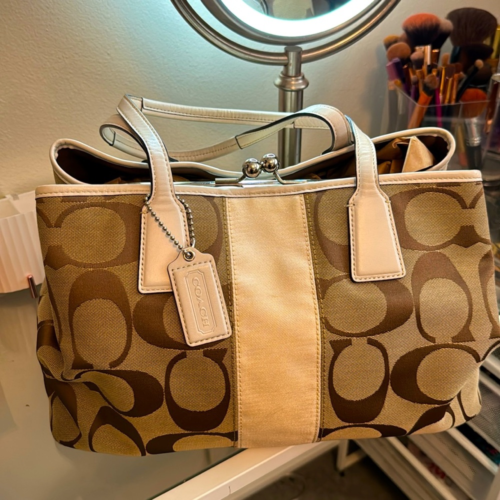 Coach Signature Khaki and White Kiss-lock Handbag EUC
